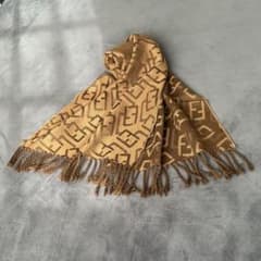 訳あり！FENDI マフラー　ストール　Zuccaのサムネイル