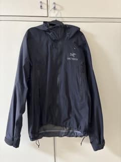 ARC'TERYX ベータARジャケット　ブラック マウンテンパーカーのサムネイル