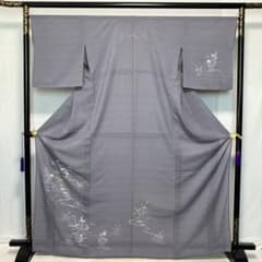 D26 夏着物　訪問着　花刺繍　流水　グレー系　絽　正絹　極美品 D26 夏着物 訪問着 花刺繍 流水 グレー系 絽 正絹 極美品 - メルカリ