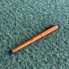 uni KURU TOGA DIVE シャープペンシル オレンジ 本体のサムネイル