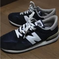 new balance M990のサムネイル