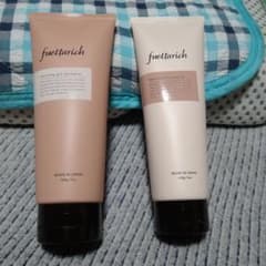 フエッタリッチ モイストアップ シャンプー トリートメントのサムネイル