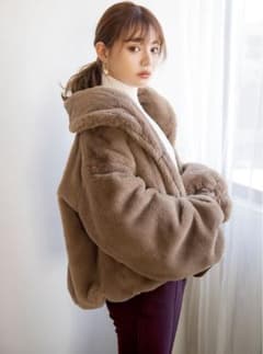 ファーショールコートのサムネイル