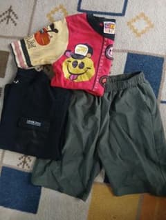 子供服　130㎝のサムネイル