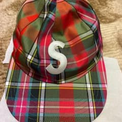 supremeキャップのサムネイル