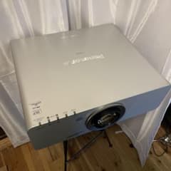 パナソニック 業務用プロジェクター PT-DW640 - メルカリ