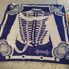 HERMES カレ90 BRANDEBOURGS スカーフ90cm - メルカリ