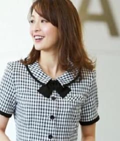 ★9号★美品半袖オーバーブラウス 事務服 リボン付きのサムネイル