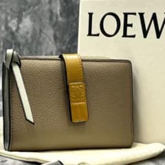 ゆうやん 様専用✨ ロエベ アナグラム スリムジップ バイフォールド