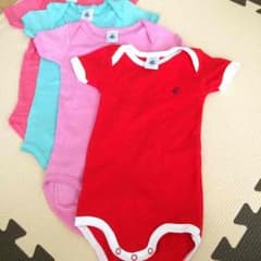 美品♡プチバトー4枚セット&1枚おまけつき♡のサムネイル