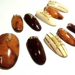 秋冬☆べっ甲×ボルドー×ミルク　ネイルチップのサムネイル