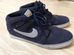 NIKE ナイキ スニーカーのサムネイル