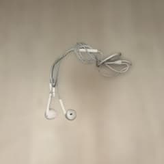 Apple EarPods with Lightning Connectorのサムネイル