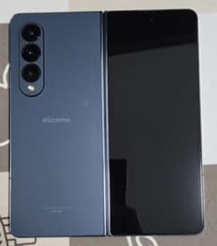 Galaxy Z Fold 4 256GB 国内版 docomo 美品のサムネイル