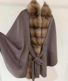 スペシャルデザイン ロシアンセーブルXカシミヤロングケープ - メルカリ