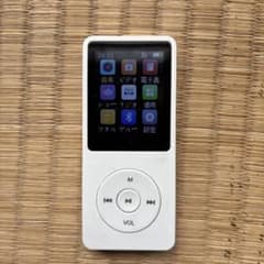 MP3音楽プレイヤー　ホワイト（取説無し）のサムネイル