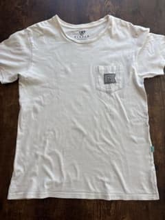 VISSLA ポケットTシャツ MEDIUMサイズのサムネイル