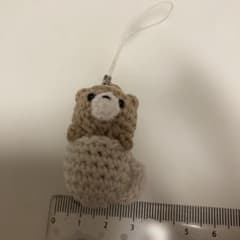 ハンドメイド くま あみぐるみ ストラップ - メルカリ