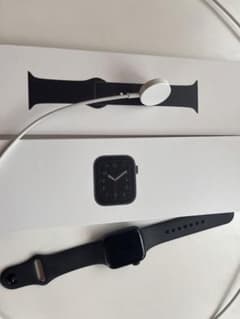 Apple Watch SE 40mm GPSモデルのサムネイル