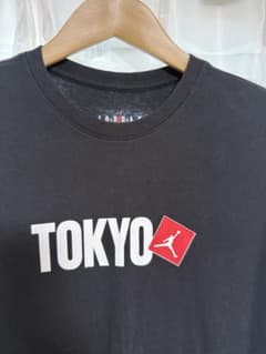 NIKE、JORDANフロントプリントデザイン 半袖Tシャツブラック サイズのサムネイル