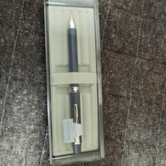 新品未使用　PILOT 3+1 RIDGE 多機能ペン ネイビーのサムネイル