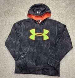 UNDER ARMOUR　アンダーアーマー　STORM　パーカー