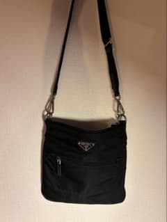 PRADA ショルダーバッグ　型番　1BH716 PRADA ショルダーバッグ 型番 1BH716 - メルカリ
