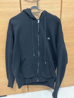 即購入可)美品。ヴィヴィアンウエストウッドMAN_パーカーのサムネイル
