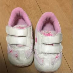 13.5 アシックス 花柄のサムネイル