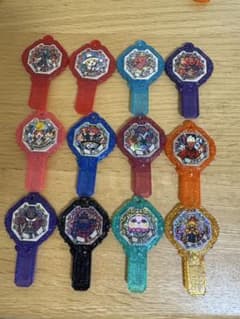 物*生様 キャラクター バッジ付きリストバンド 12個セットのサムネイル