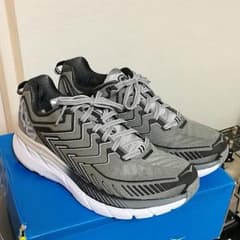 HOKAONEONE ホカオネオネ　クリフトン4 　27センチ グレーのサムネイル