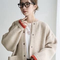 FREAK'S STORE カーディガン ベージュ×レッドのサムネイル