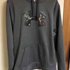 アンダーアーマーパーカーL 迷彩柄のサムネイル