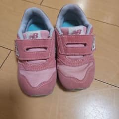 New Balance 373 キッズスニーカー ピンクのサムネイル