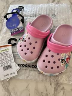プリンセス ディズニー crocsサンダルのサムネイル