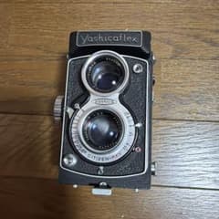 アンティーク　yashika二眼レフカメラのサムネイル
