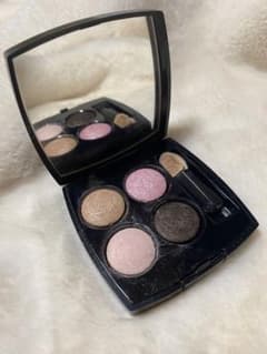 【CHANEL】 LES 4 OMBRES アイシャドウパレットのサムネイル