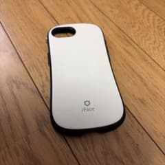 iFace iPhone16e ケース くすみホワイトのサムネイル