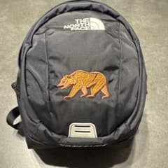 THE NORTH FACE キッズ リュック 8l 超美品☆ノースフェイスのサムネイル