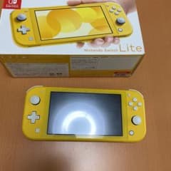 Nintendo Switch NINTENDO SWITCH LITE イエ…のサムネイル