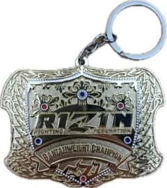 RIZIN バンタム級チャンピオンベルト キーホルダーのサムネイル