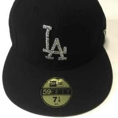NEW ERA CAP（ニューエラ キャップ）黒×スワロフスキーのサムネイル