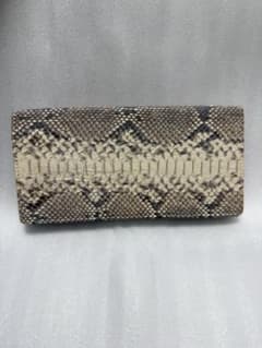 genuine python パイソンレザー 長財布 本革 ヘビ革 新品未使用のサムネイル