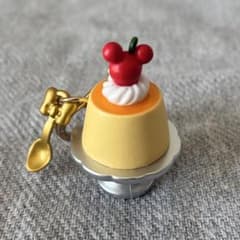 新品 ディズニー スイーツ（プリン）キーホルダーのサムネイル
