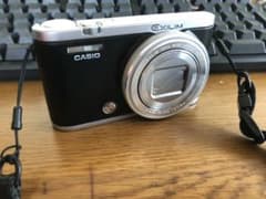 EXILIM EX‐ZR4000  デジカメ、自撮りのサムネイル