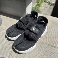 NIKE ナイキ アクアリフト 23cm ブラック ホワイト 黒 - メルカリ