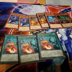 怪獣デッキパーツのサムネイル