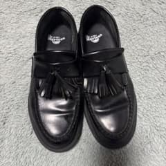 Dr.Martens タッセルローファー 黒 ブラック　uk4のサムネイル