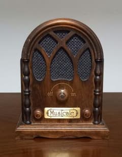 Musicale Wooden Antique Music Box Retro Radio