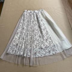 JILL by JILLSTUART☆チュールスカート 花柄のサムネイル